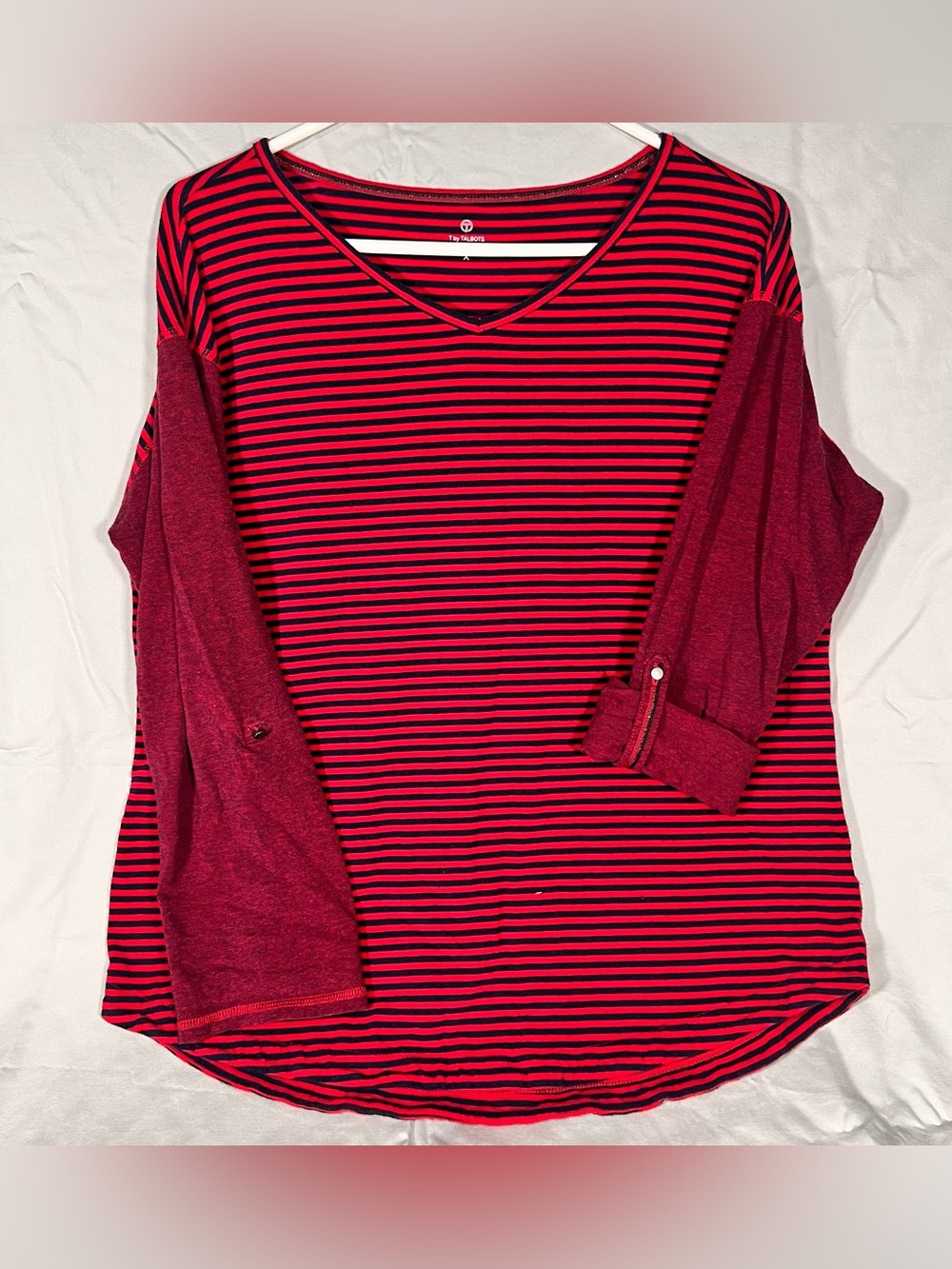 B-021 Talbots Red and Black Striped V-Neck Long Sleeve Top
